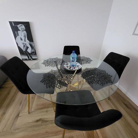 Apartament Gold Centrum Zabrze Exterior photo